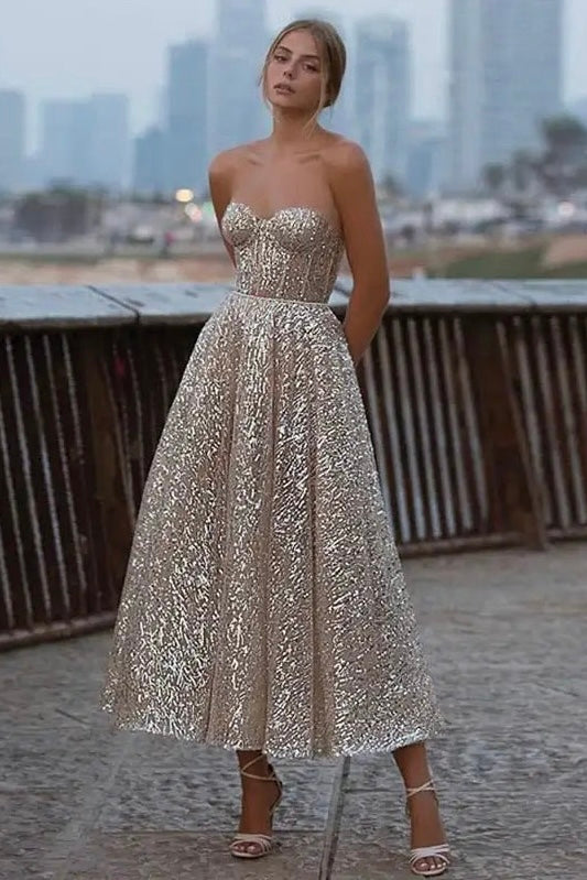 Vestido Midi De Paetês Tomara Que Caia Dourado