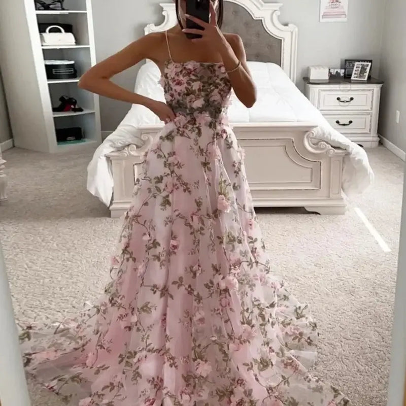 Vestido Longo Bordado À Mão Flores Rosa