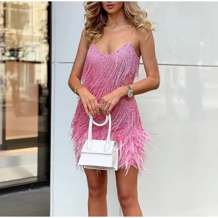 Vestido Curto Paetê Com Plumas Rosa