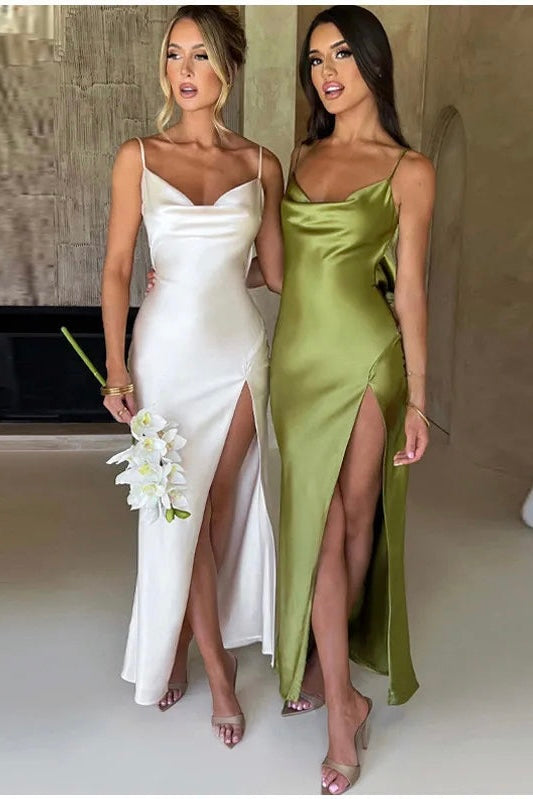 Vestido Longo Com Fenda De Cetim Verde