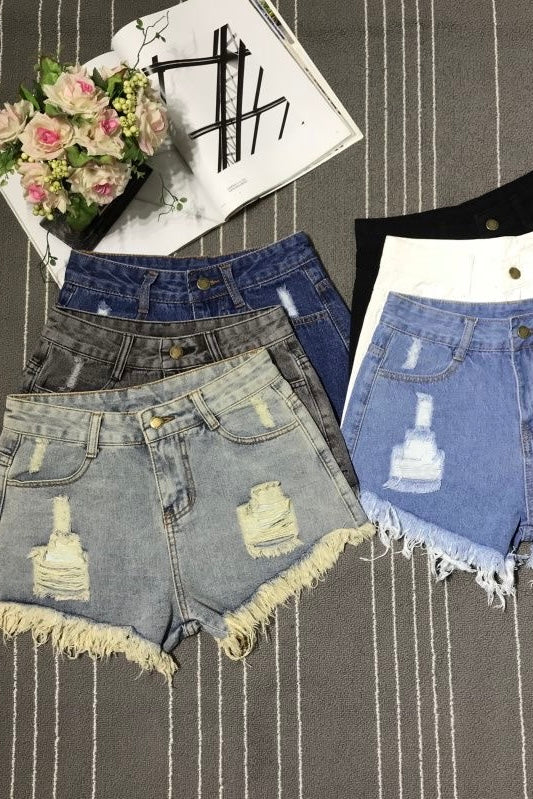 Shorts Jeans Curto Desfiado