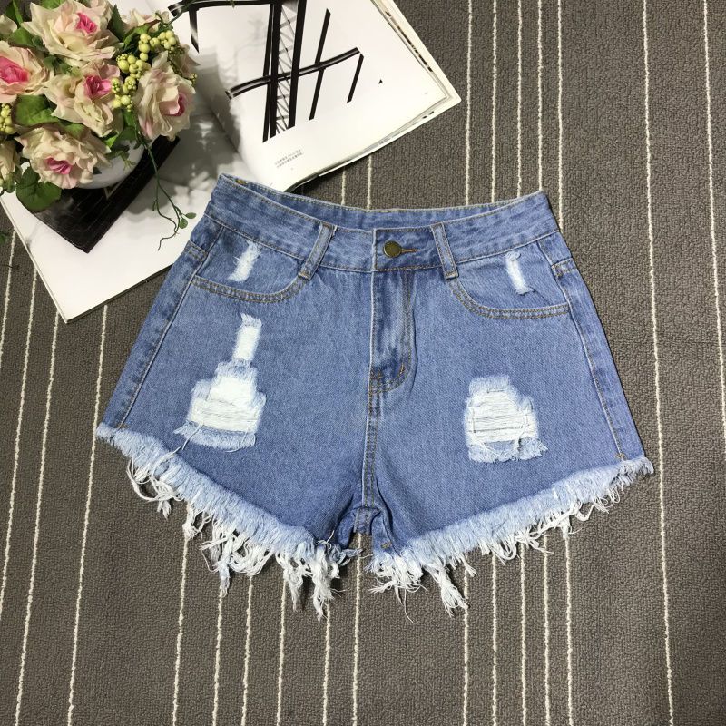 Shorts Jeans Curto Desfiado