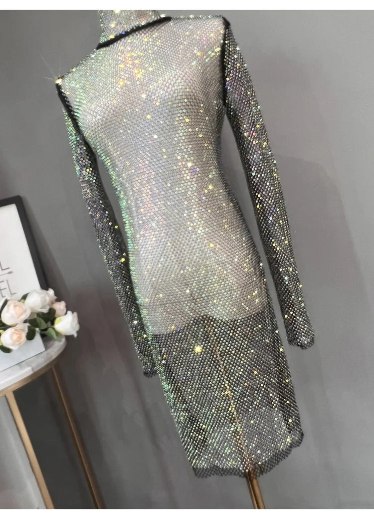 Vestido Curto Manga Longa Todo Em Strass