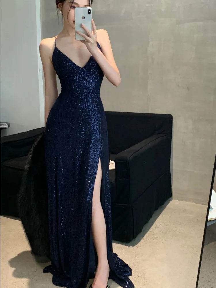 Vestido Longo De Paetês Alça Fina Com Fenda Azul