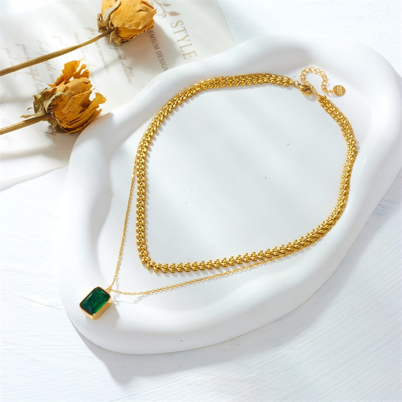 Conjunto Retangular Dourado Esmeralda