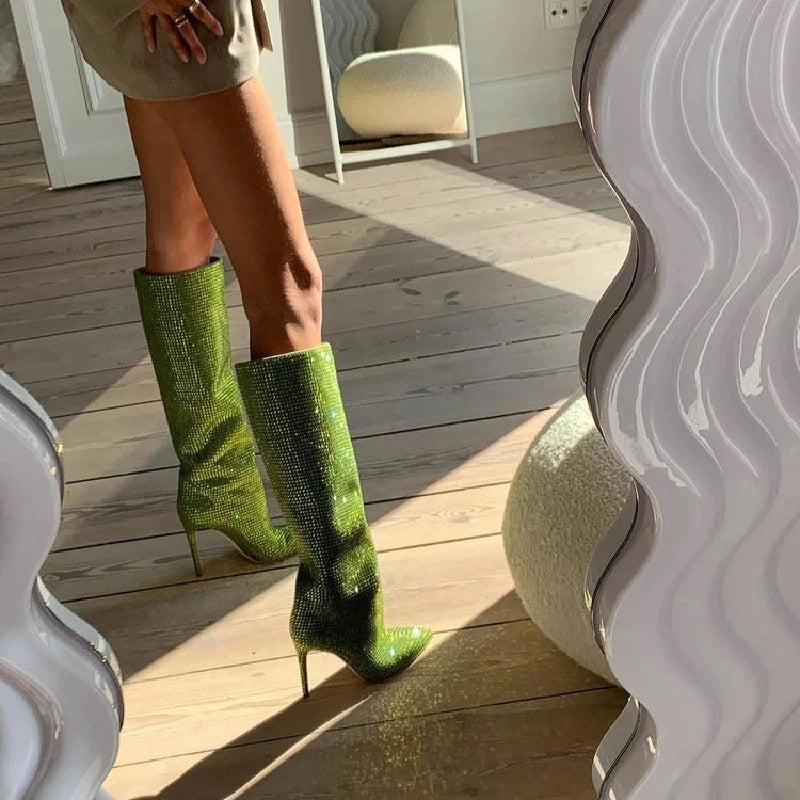 Bota Bico Fino Cano Alto 9cm Com Strass Verde