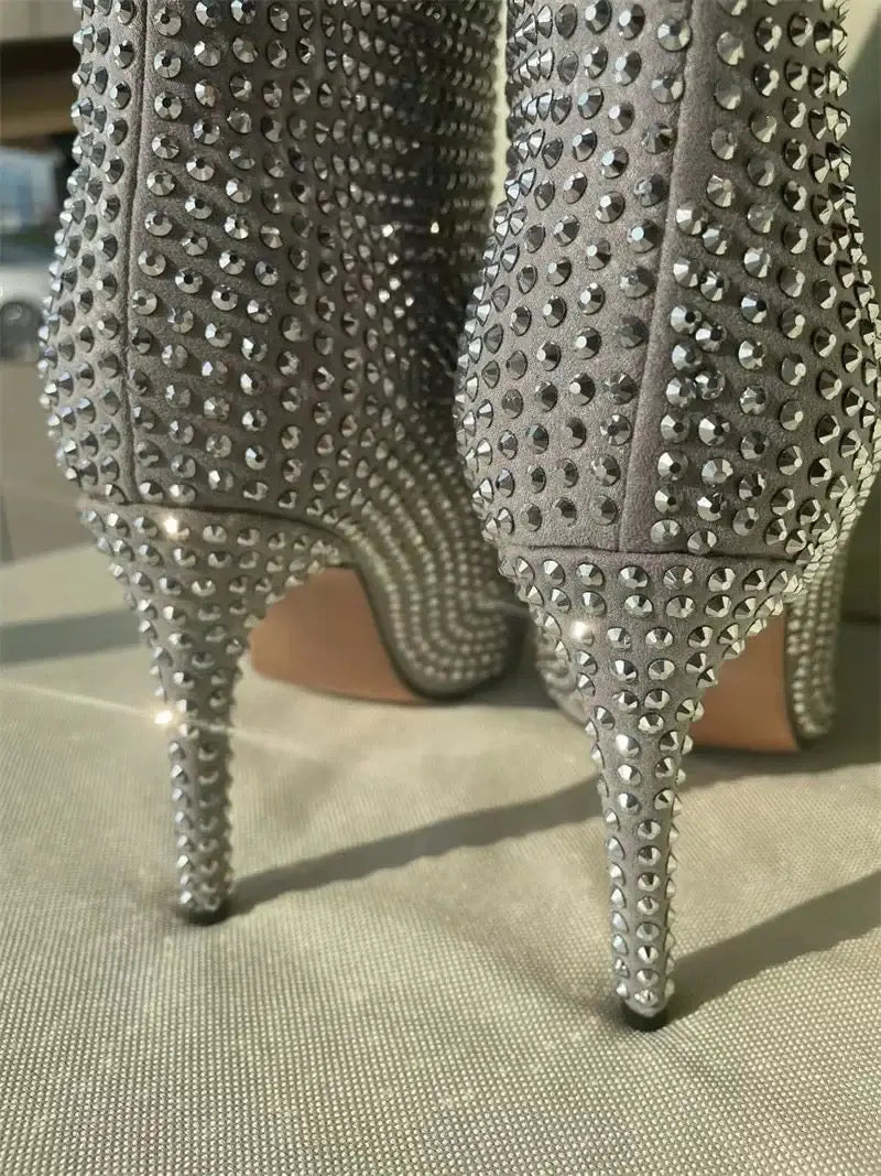 Bota Bico Fino Cano Alto 9cm Com Strass Verde